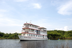 Hotel Tucano Boat 