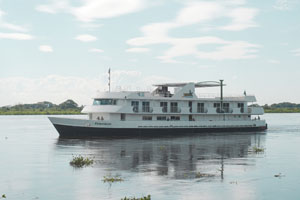 Hotel Comodoro Pantanal Cruise 